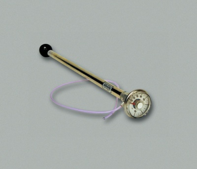Handpumpe mit Manometer