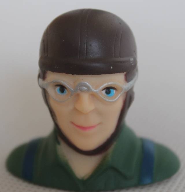 Sport-Pilot mit Brille,  Maßst.1 : 10, Abm. 45x25x40 mm, 6 g