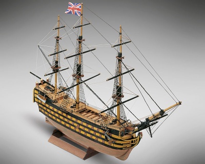 HMS Victory Bausatz 1:325 Min  ( Länge 30 cm )  -NEU-