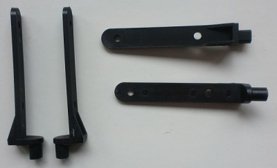 Halter für Doppelkotflügel, 4 Stück  (Kunststoff)