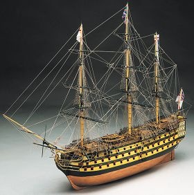 HMS Victory Baukasten 1:200 (Länge 620 mm)