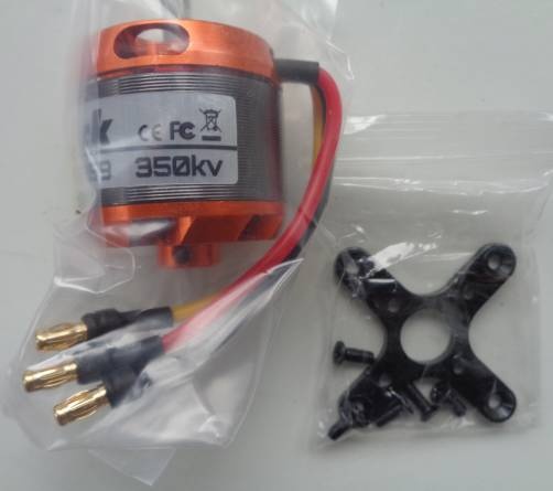 MAX Marine P359 350 KV - 3 x vorrätig /1.10.24 -