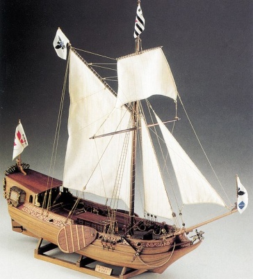 Goldene Jacht Baukasten (Länge 58 cm)