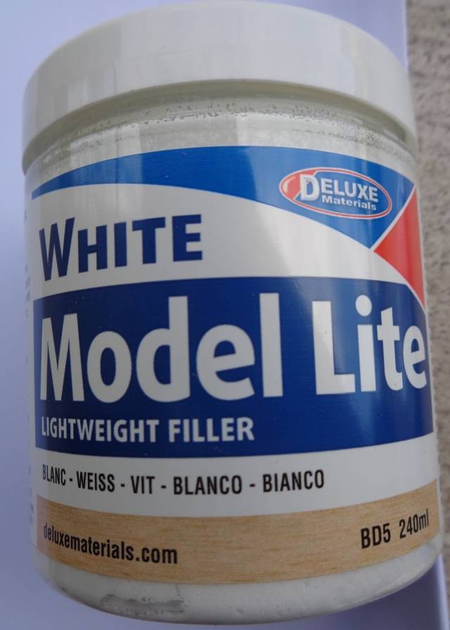 Model Lite weiß Balsa 240 ml, Super-Leichtspachtel- vorrätig