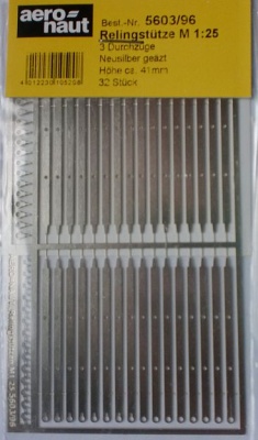 Relingstützen 3-züg.,M.1:25, Ø 0,8/0,8/1,2 mm, Höhe 41 mm