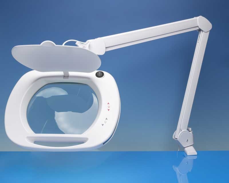 Standlupe XL 180x150mm mit dimmbarer LED Beleuchtung