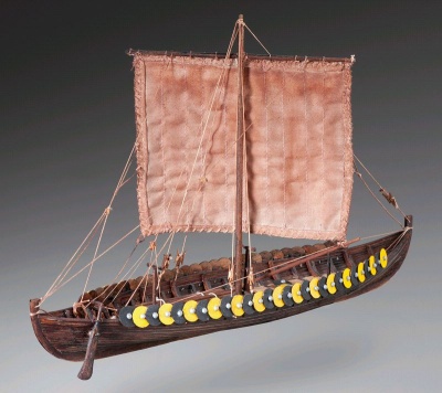 Gokstad  Wikingerschiff 1:72, Bauk.,  Länge 30,50 cm  -NEU-